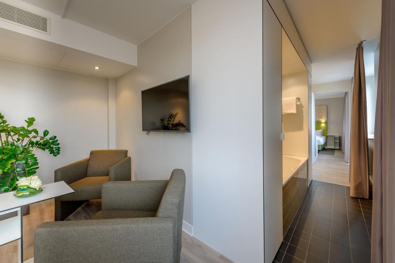Congress Mercure An Der Messe Hotel 4*