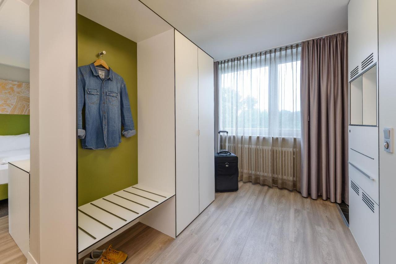 Hotel Congress Mercure An Der Messe 4*