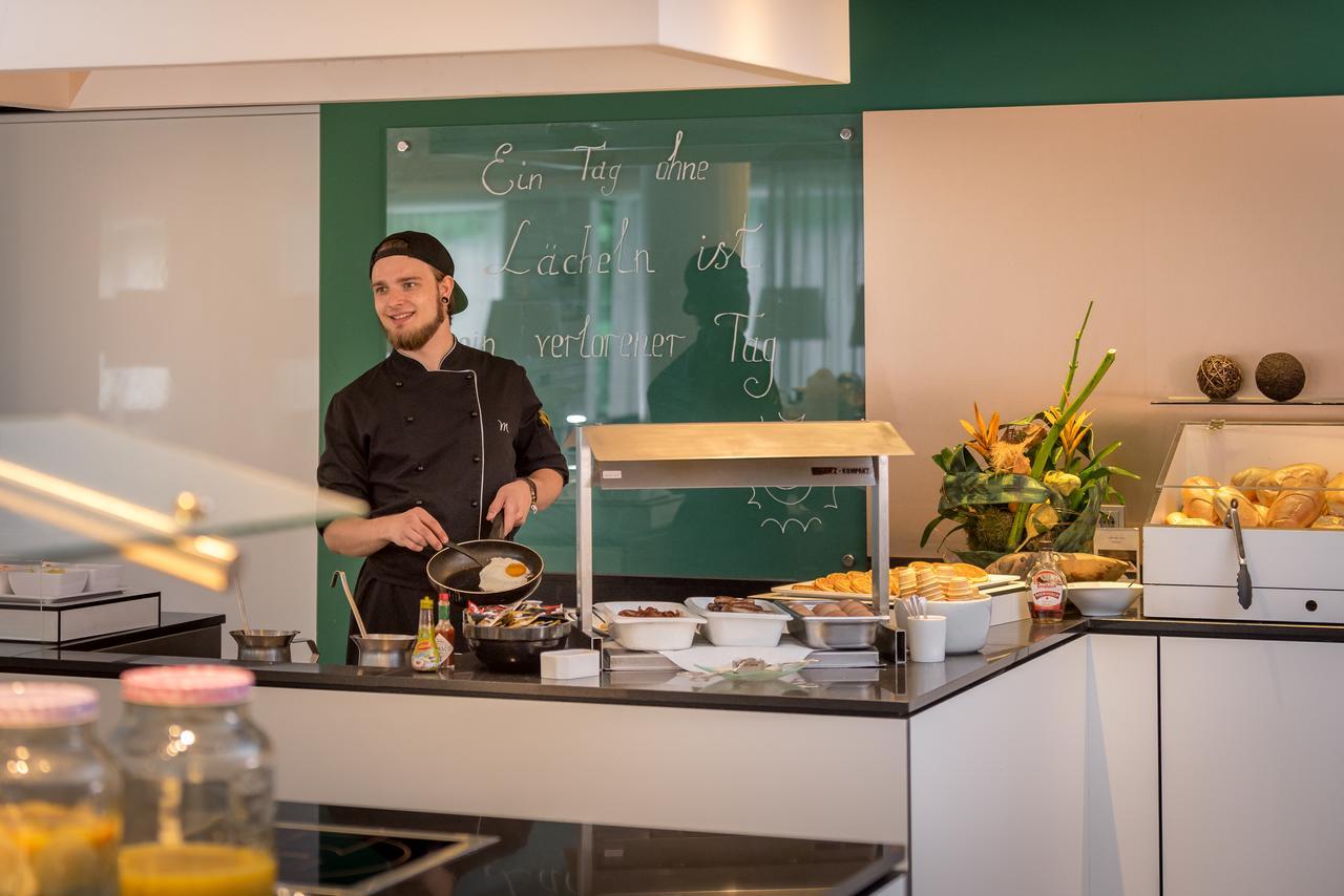 Congress Mercure An Der Messe Hotel