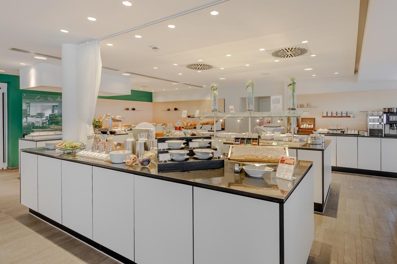 Congress Mercure An Der Messe Hotel 4*